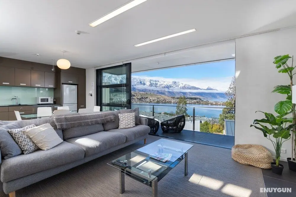 Modern Queenstown Apartment & Great Lake Views - Öne Çıkan Resim
