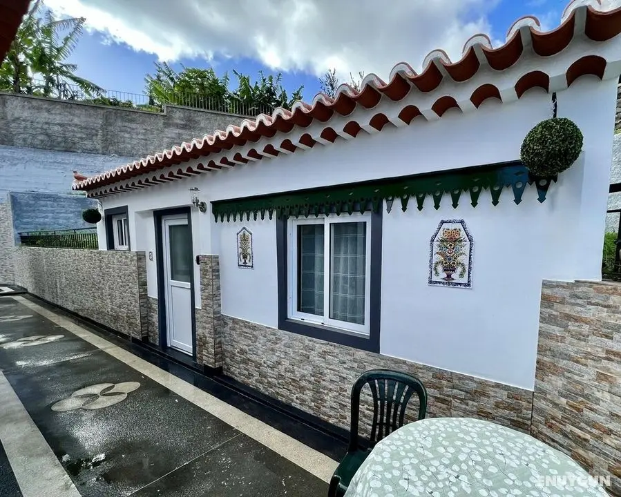 Modern & Simplistic Studio in Funchal - Dış Mekan