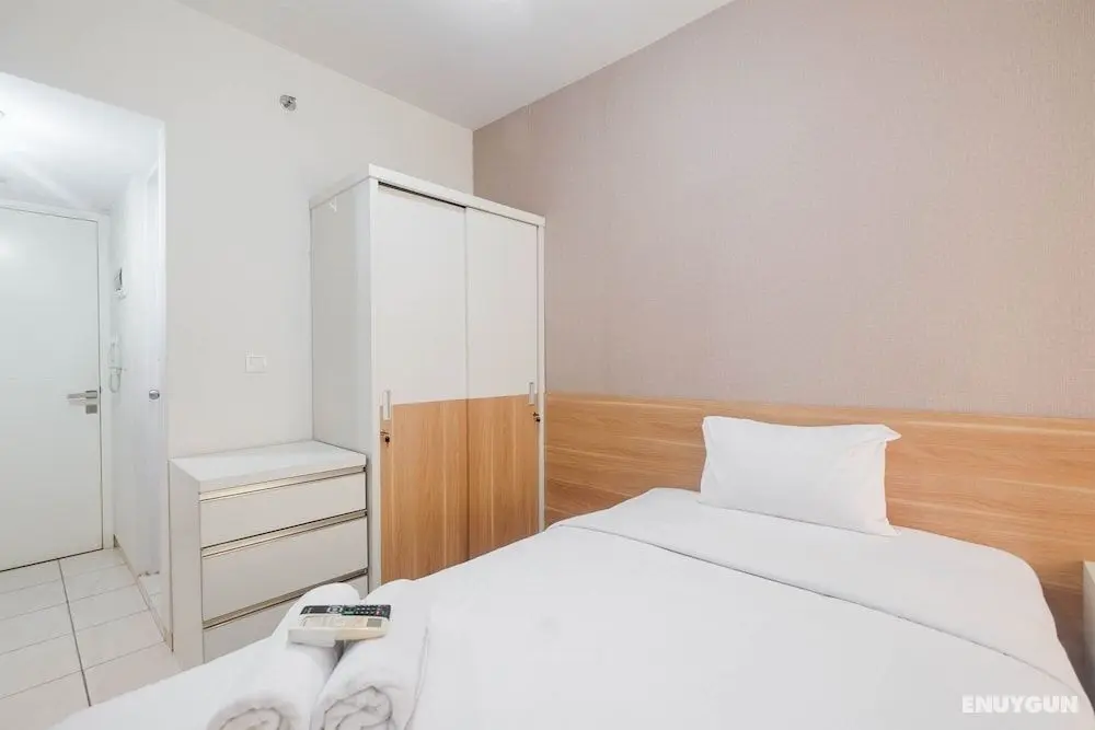 Modern Studio with Great Lake View at Springlake Summarecon Apartment - Öne Çıkan Resim