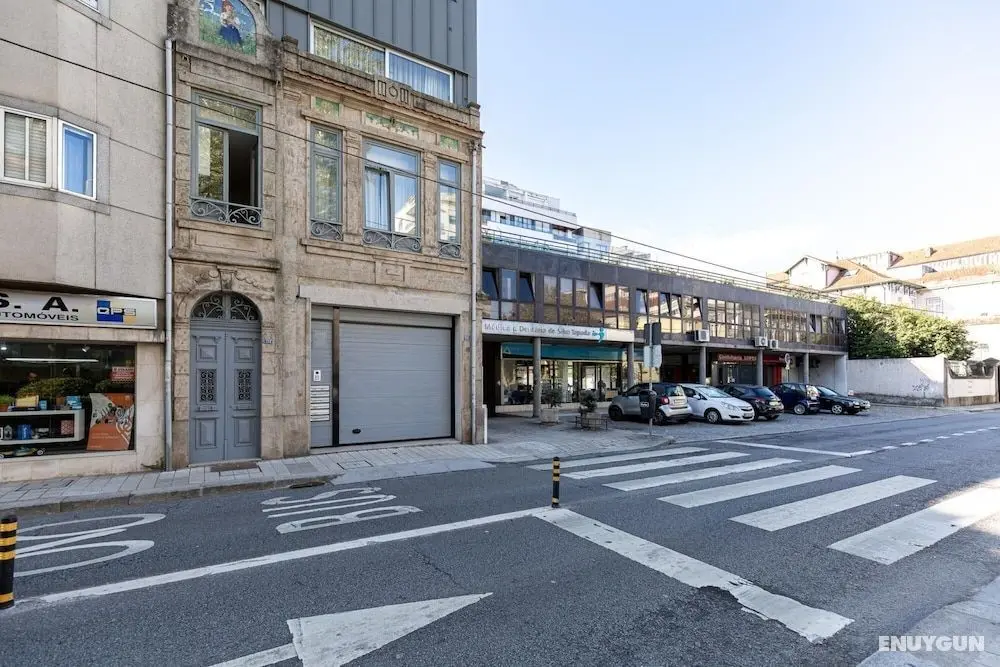 Modern Studio in Porto With 1gbps Internet Wifi - Oda