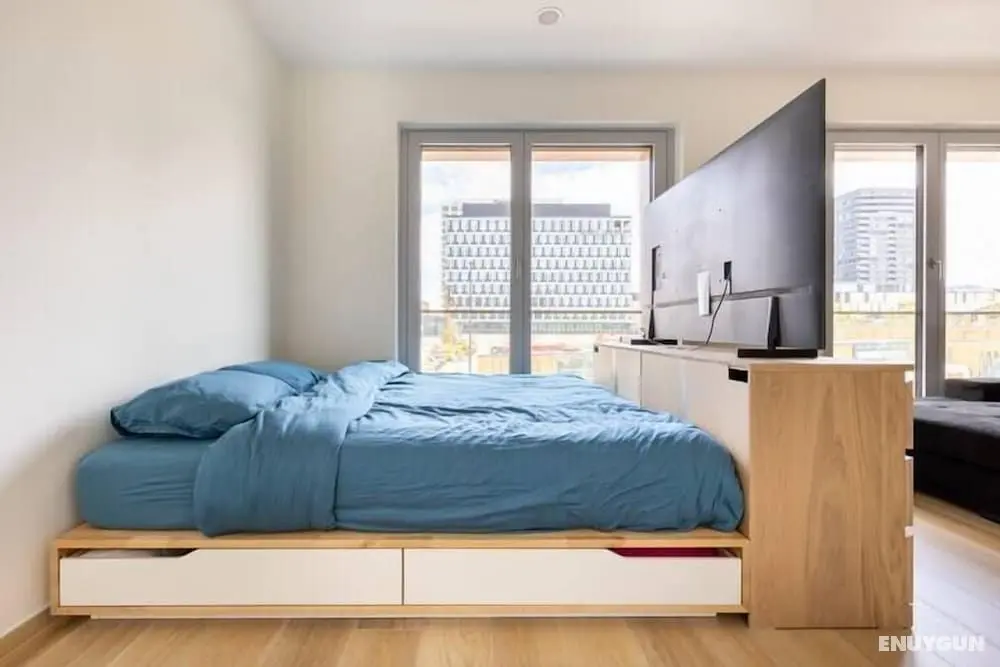 Modern Studio PwC Deloitte in Cloche dOr - Öne Çıkan Resim