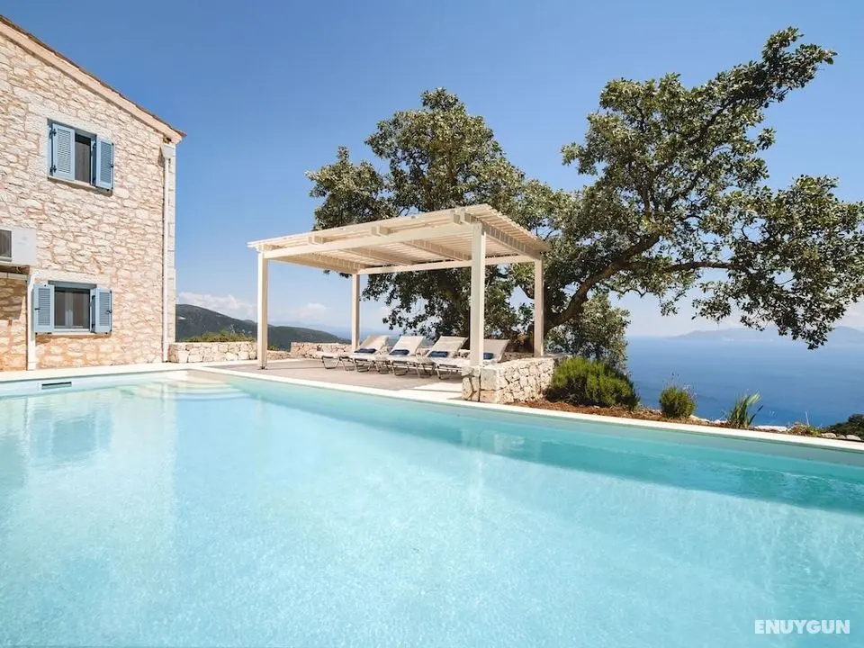 Modern Villa in Vasiliki with Swimming Pool & Hot Tub - Öne Çıkan Resim