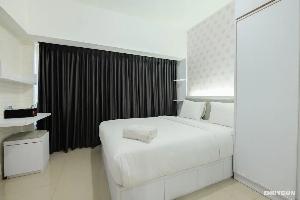 Modern White Studio At Springlake Summarecon Bekasi Apartment By Travelio - Öne Çıkan Resim
