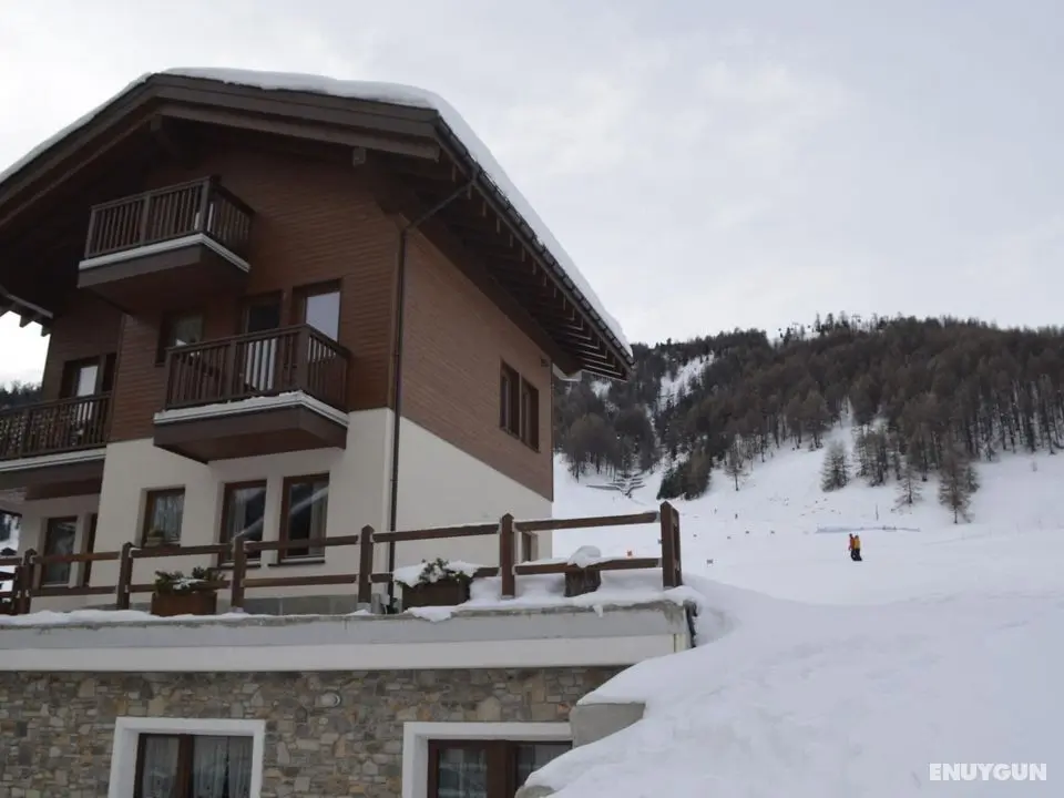 Modernized Holiday Home in Livigno Near Ski Area - Öne Çıkan Resim