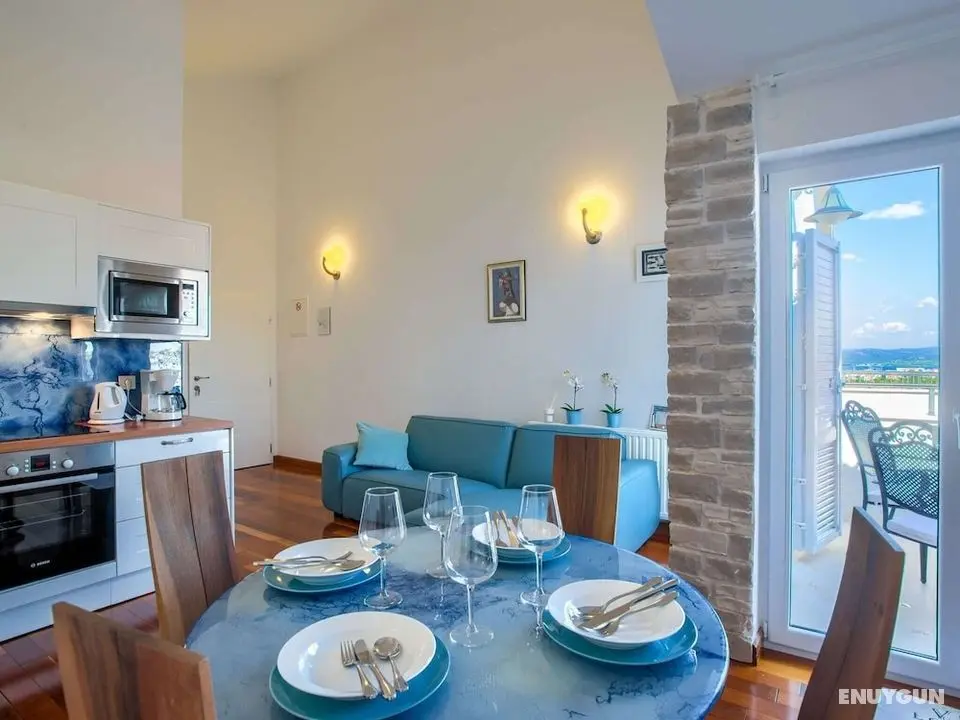 Modish Apartment in Murter with Hot Tub - Öne Çıkan Resim