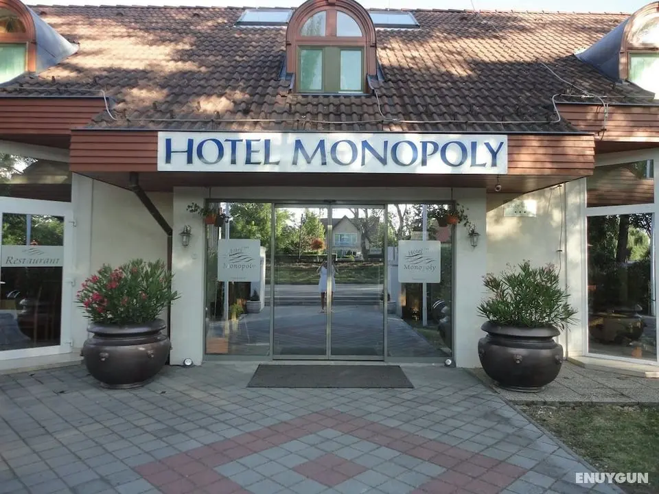 Hotel Monopoly - Öne Çıkan Resim