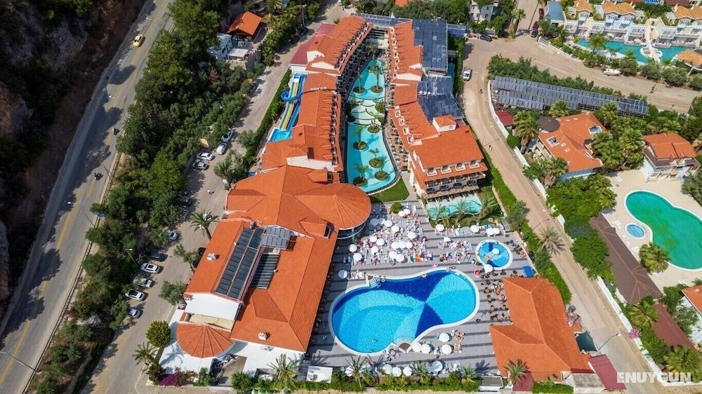 Montebello Resort & Spa
