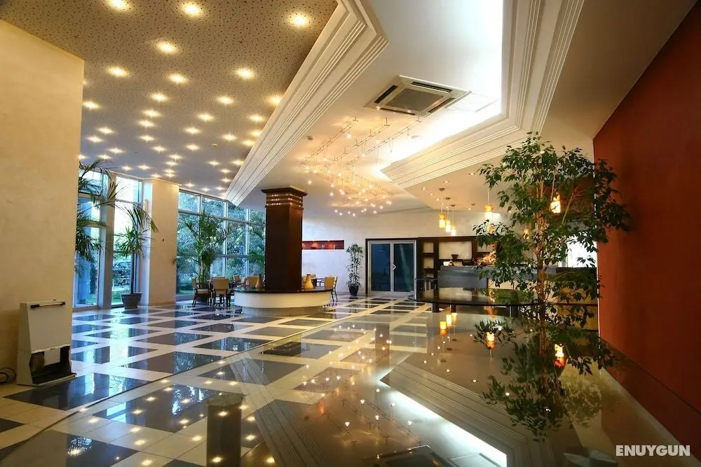 Hotel Montenegro Beach Resort - Lobi