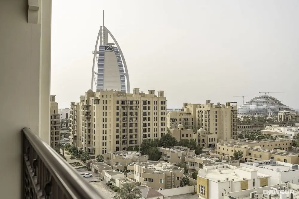 Monty - Beach Life Boho 1BR with Burj Al Arab View - Oda Manzaraları