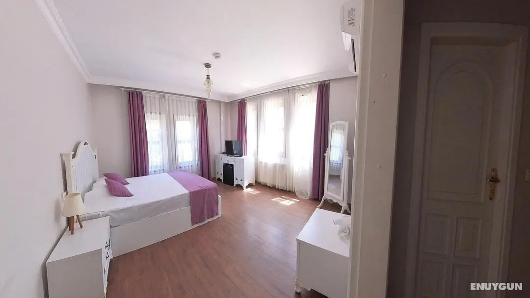 Mor Salkım Konağı - Oda
