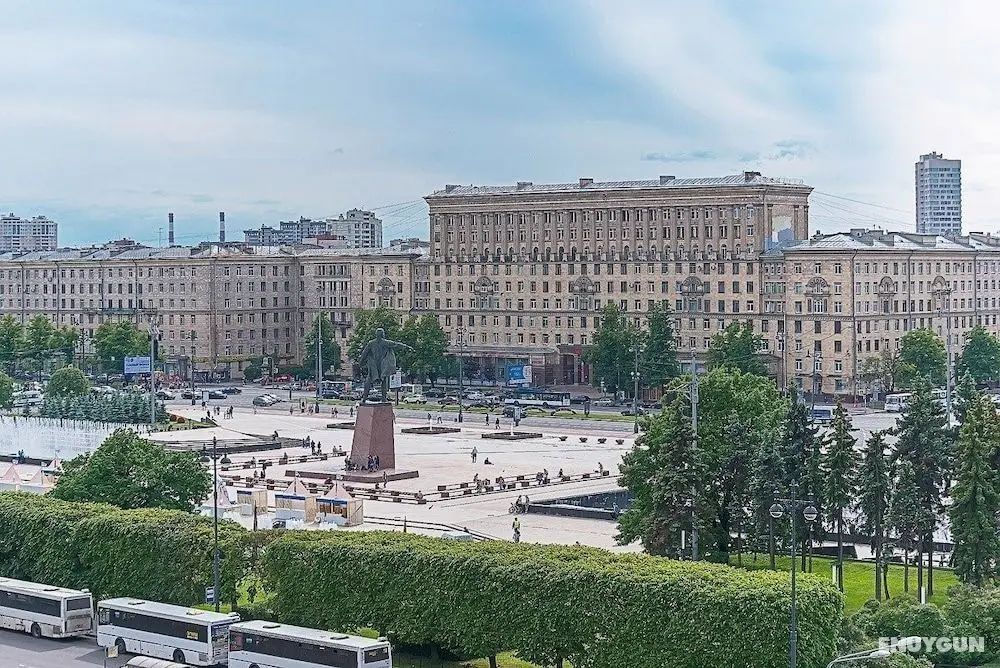 Moskovskiy Prospect View Apartment - Oda Manzaraları