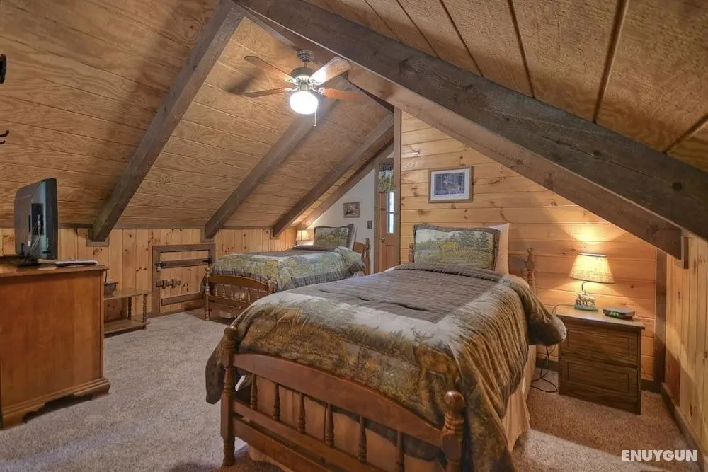 Mountain Retreat - Oda