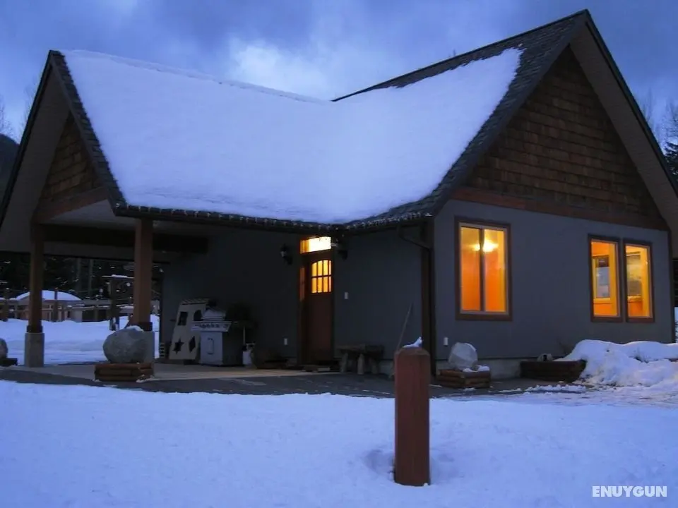 Mountain Town Properties Aladar's Guest Cabin - Öne Çıkan Resim