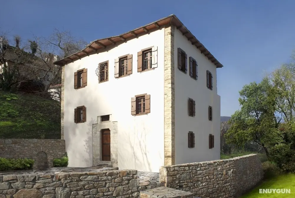 Mountain's Secret - Dış Mekan