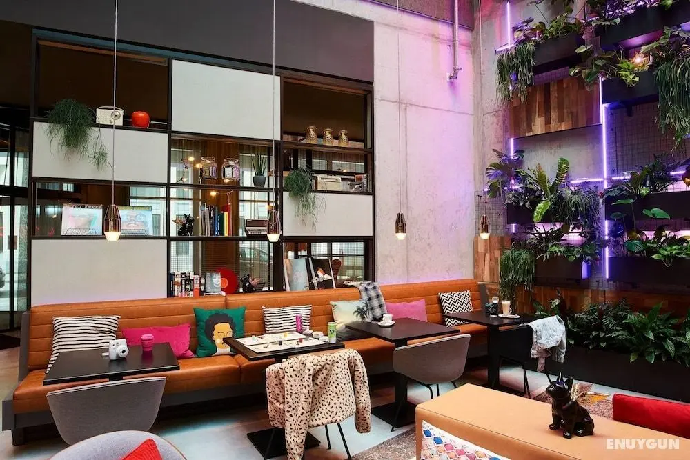 Moxy Brussels City Center, a Marriott Hotel - Öne Çıkan Resim