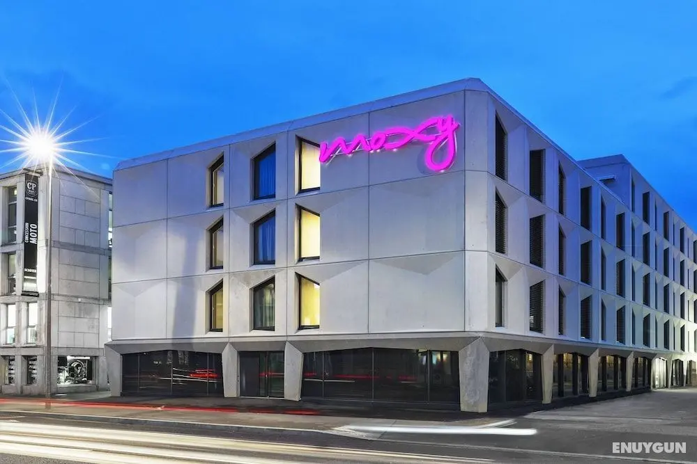 Moxy Lausanne City, a Marriott Hotel - Dış Mekan