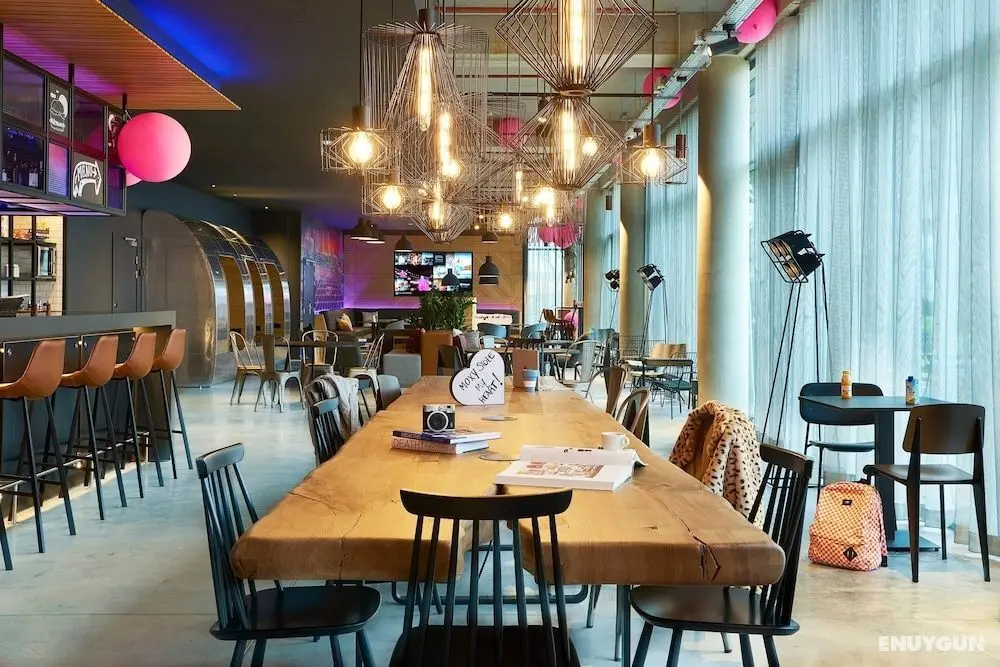 Moxy Paris Charles de Gaulle Airport, a Marriott Hotel - Öne Çıkan Resim