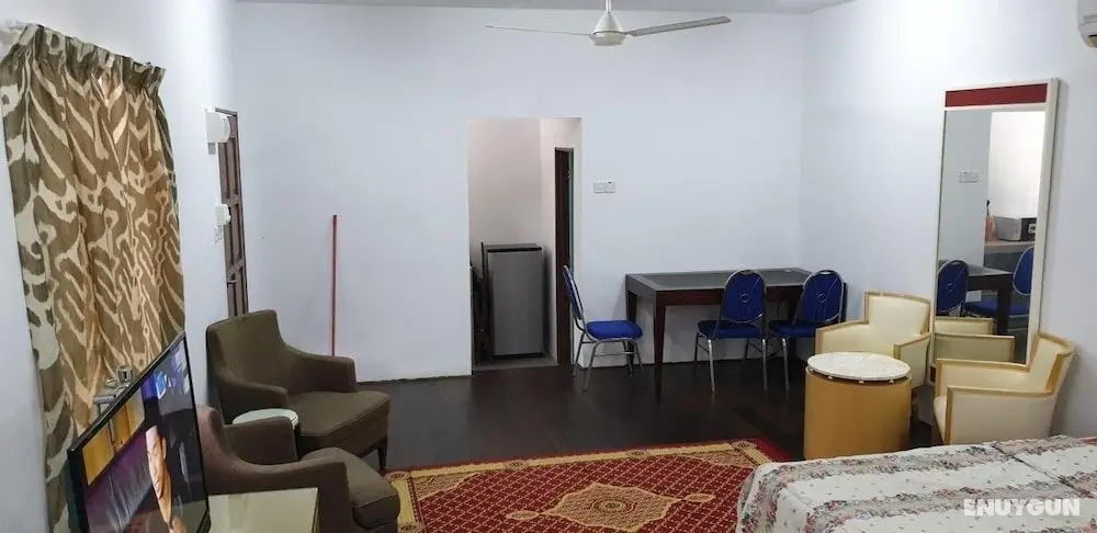 Mri Homestay Sg Buloh - Studio Unit With Chargeable Private Pool - Mülk Olanakları