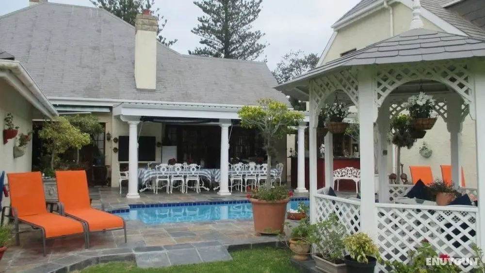 Mulligans Golf Lodge - Öne Çıkan Resim