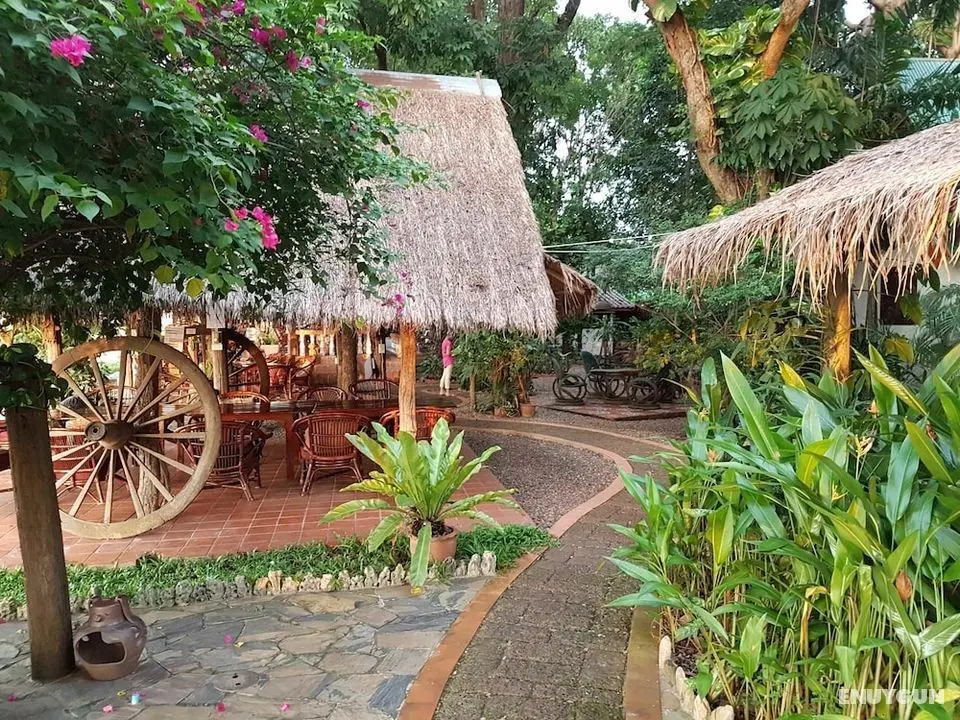Mut Mee Garden Guest House - Dış Mekan