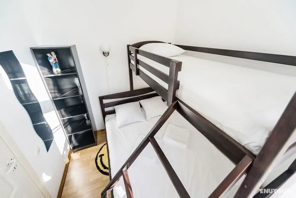 MUZeYNY - hostel - Öne Çıkan Resim