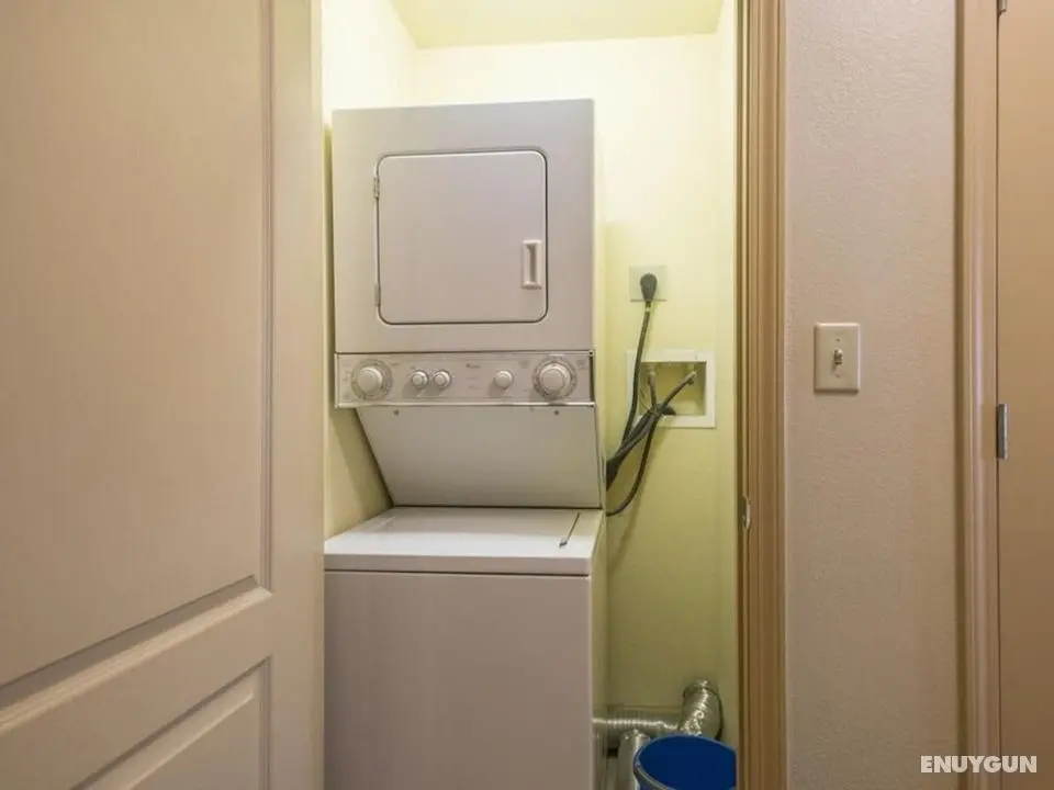 MVC - Sweet Penthouse - Oda