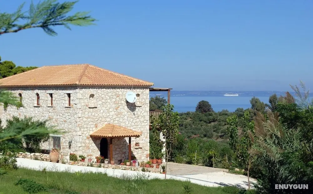 Myrties stone houses - Öne Çıkan Resim