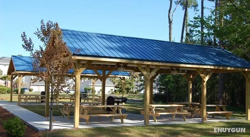Myrtlewood Condos - Genel