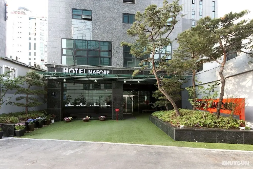Hotel Nafore - Dış Mekan