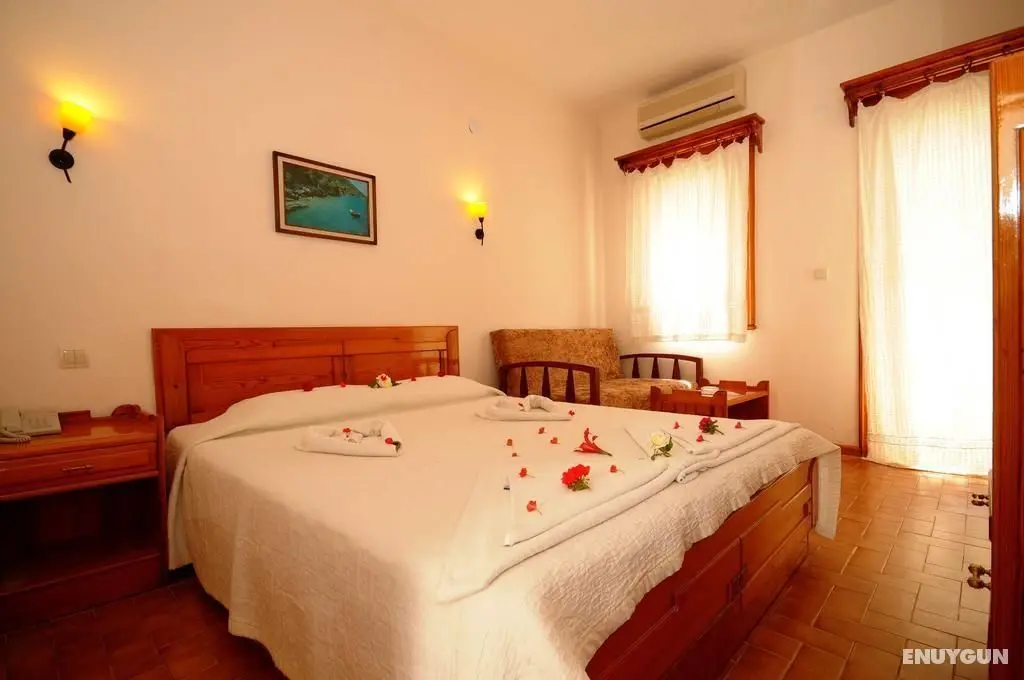 Nagi Beach Hotel - Oda