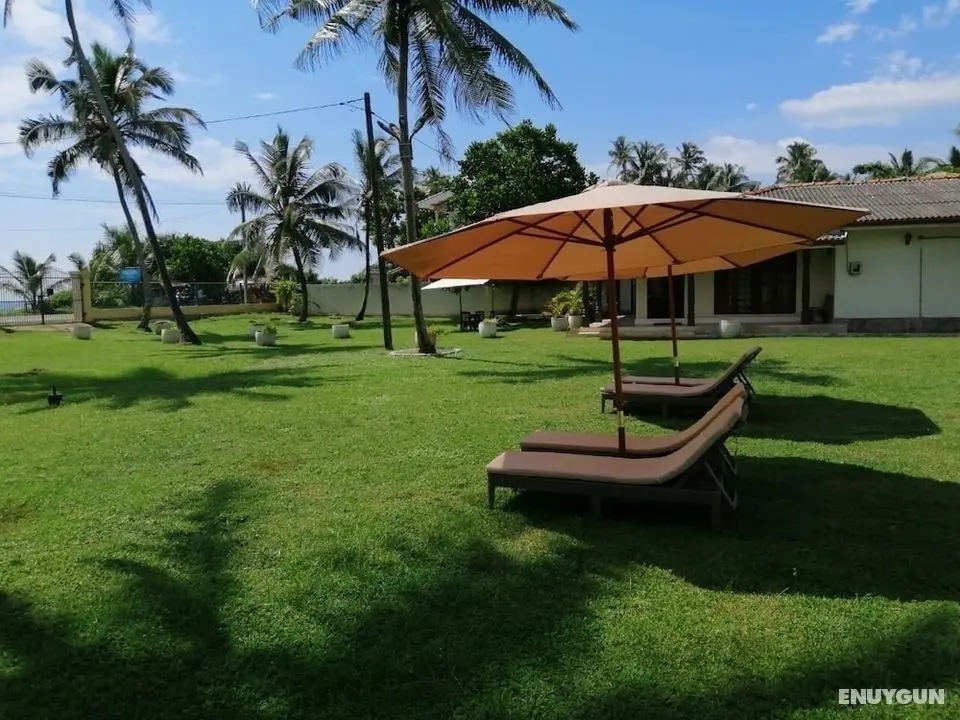 NALENDRA Beachfront villa - Dış Mekan