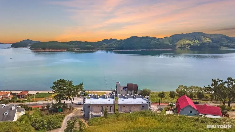 Namhae Bomyeoleumgaeulgyeoul Pensyeon - Dış Mekan