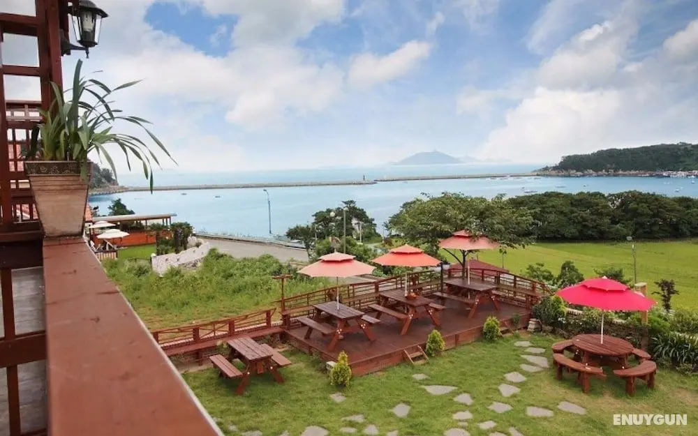Namhae Memory Plus Bed and Breakfast - Oda