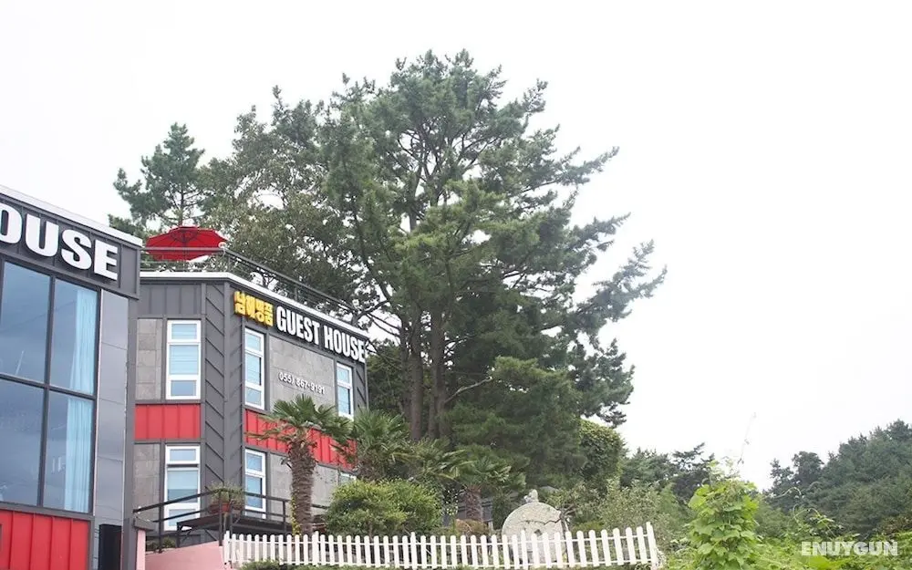 Namhae Myeongpum Guest House - Dış Mekan