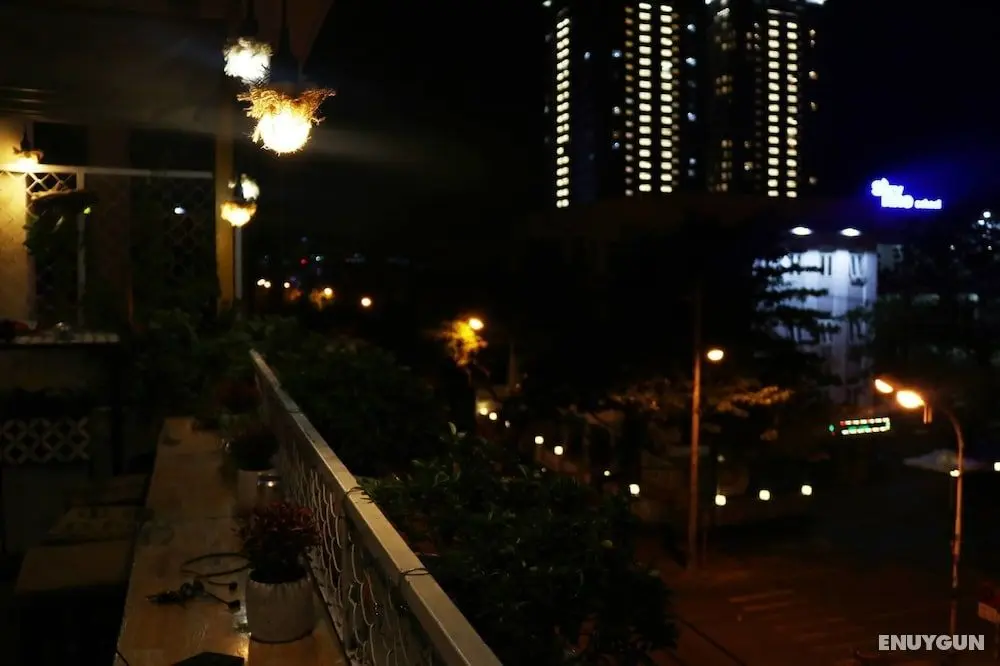 Nang Capsule Hostel - Dış Mekan