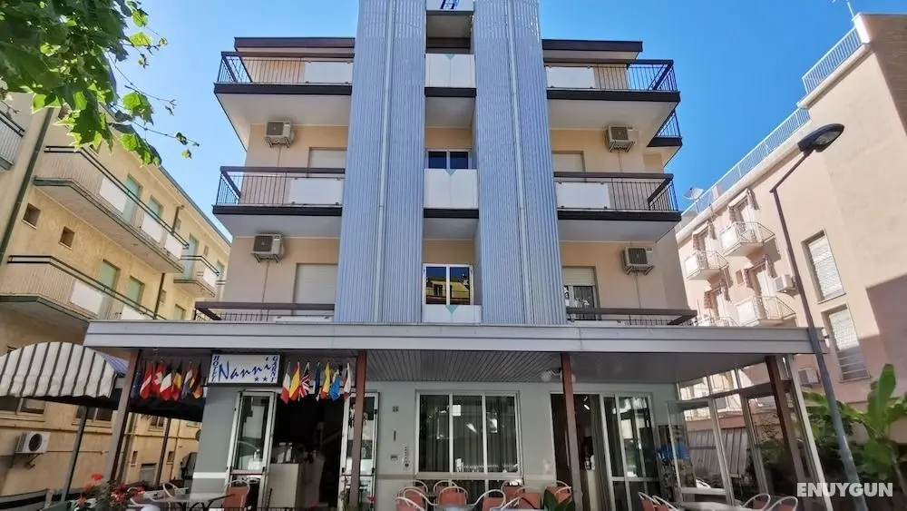 Hotel Nanni Garnì - Dış Mekan