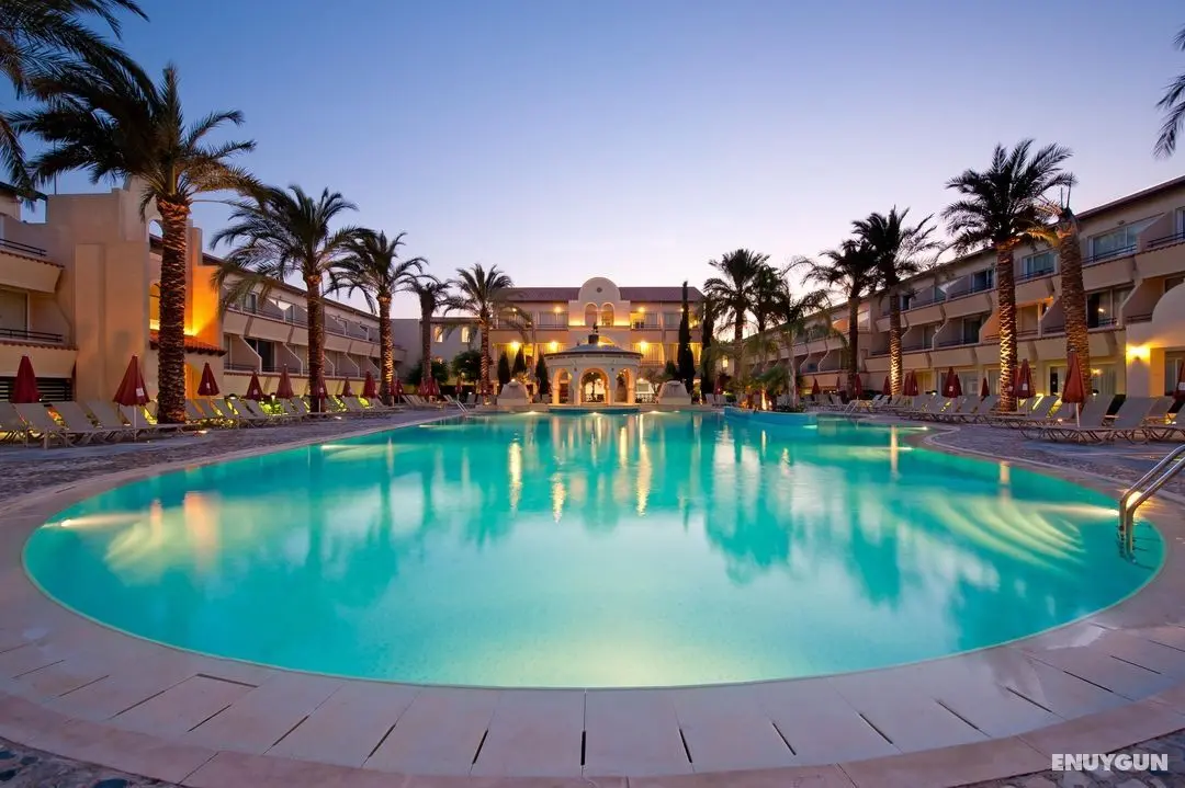 Napa Plaza Hotel - Genel