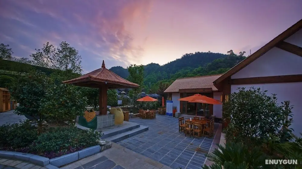 Narada Resort & Spa Pingxiang - Dış Mekan