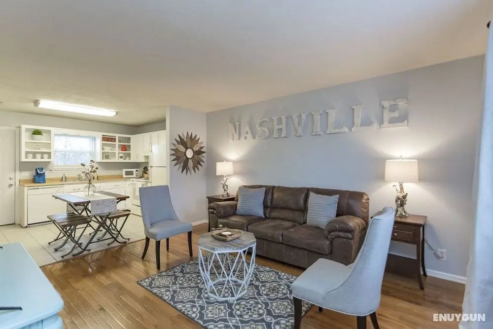 Nashville Chic | 10min from downtown! - Öne Çıkan Resim