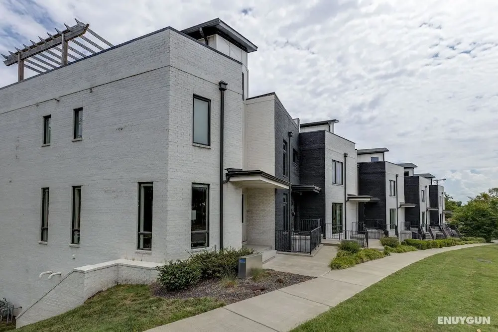 Nashville Modern Gem - Öne Çıkan Resim