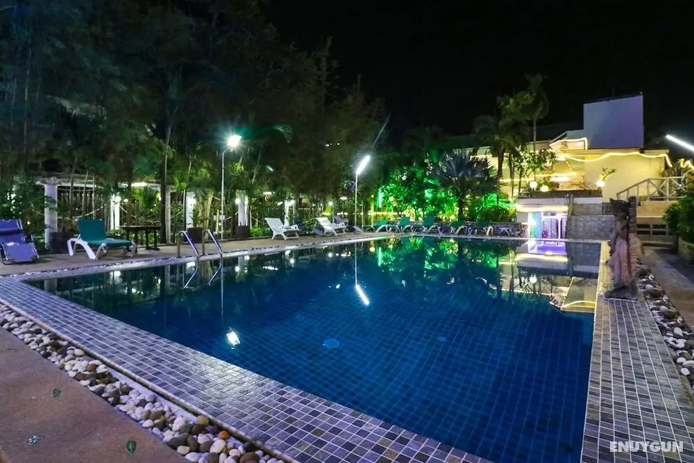Natural Beach Hotel Pattaya - Öne Çıkan Resim