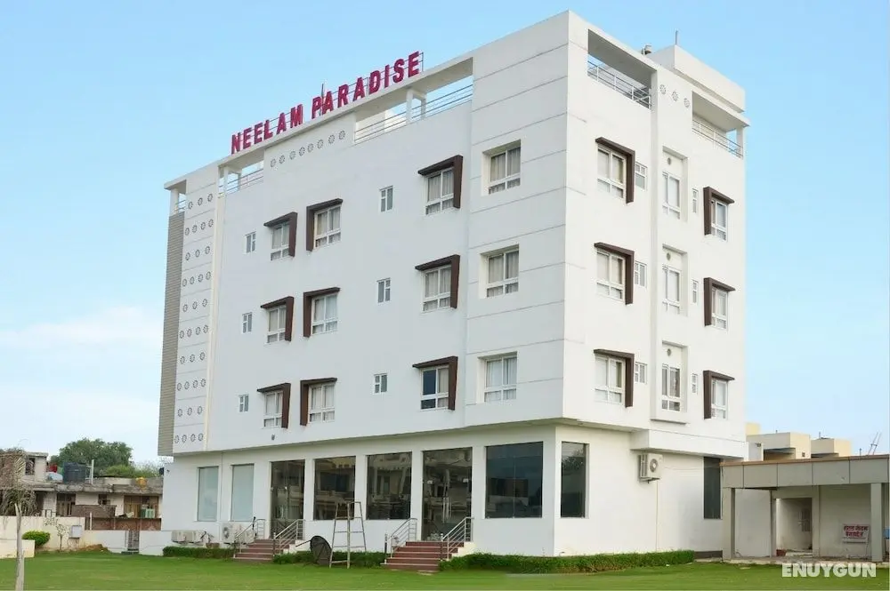Hotel Neelam Paradise - Dış Mekan