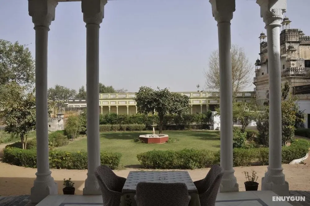 Neemrana's - Piramal Haveli - Dış Mekan