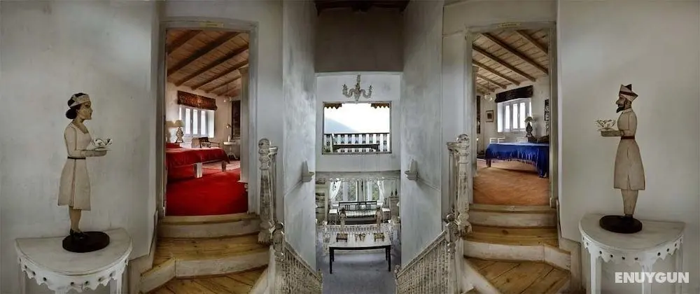 Neemrana's - Ramgarh Bungalows - Lobi