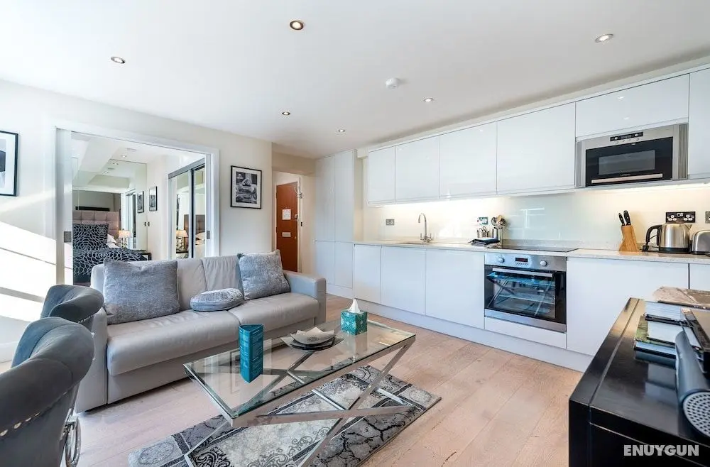 Nell Gwynn House Apartments - Öne Çıkan Resim