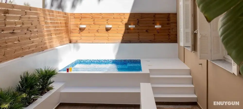 Nemeseos 80m² homm Apartment with Roof Garden and Pool - Öne Çıkan Resim