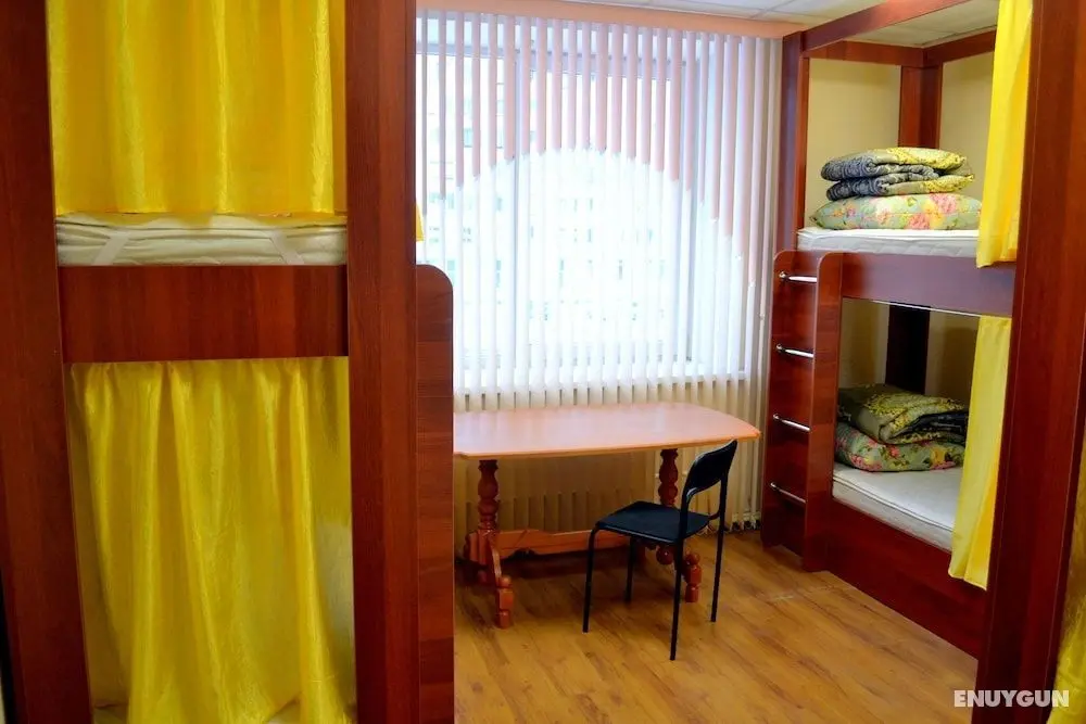 Nerazluchniki - Hostel - Öne Çıkan Resim