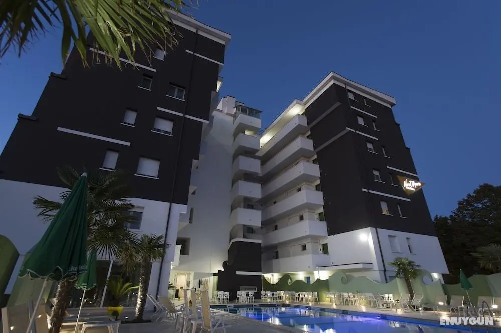 Nero D'Avorio Aparthotel & SPA - Dış Mekan