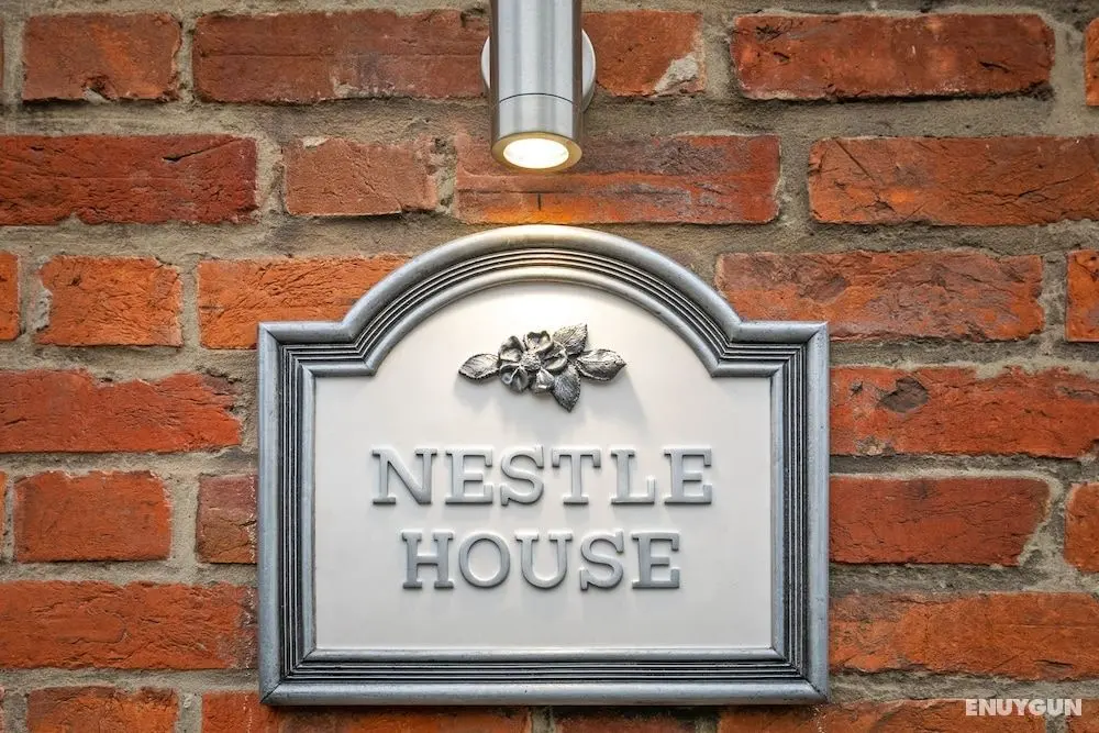 The Nestle House - Dış Mekanlar