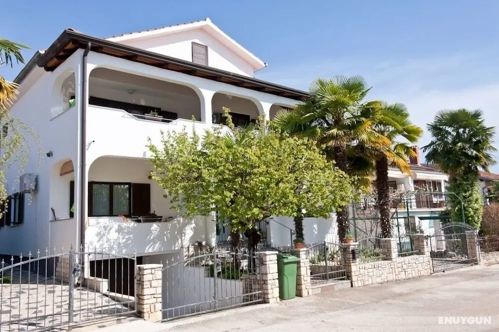Neva - Great Location - A3 Prvi kat do Ulice - Dış Mekan